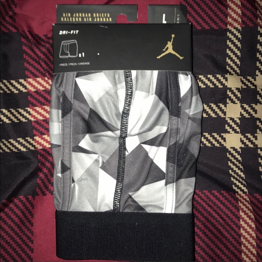Men’s Air Jordan Briefs (Geo B&W)